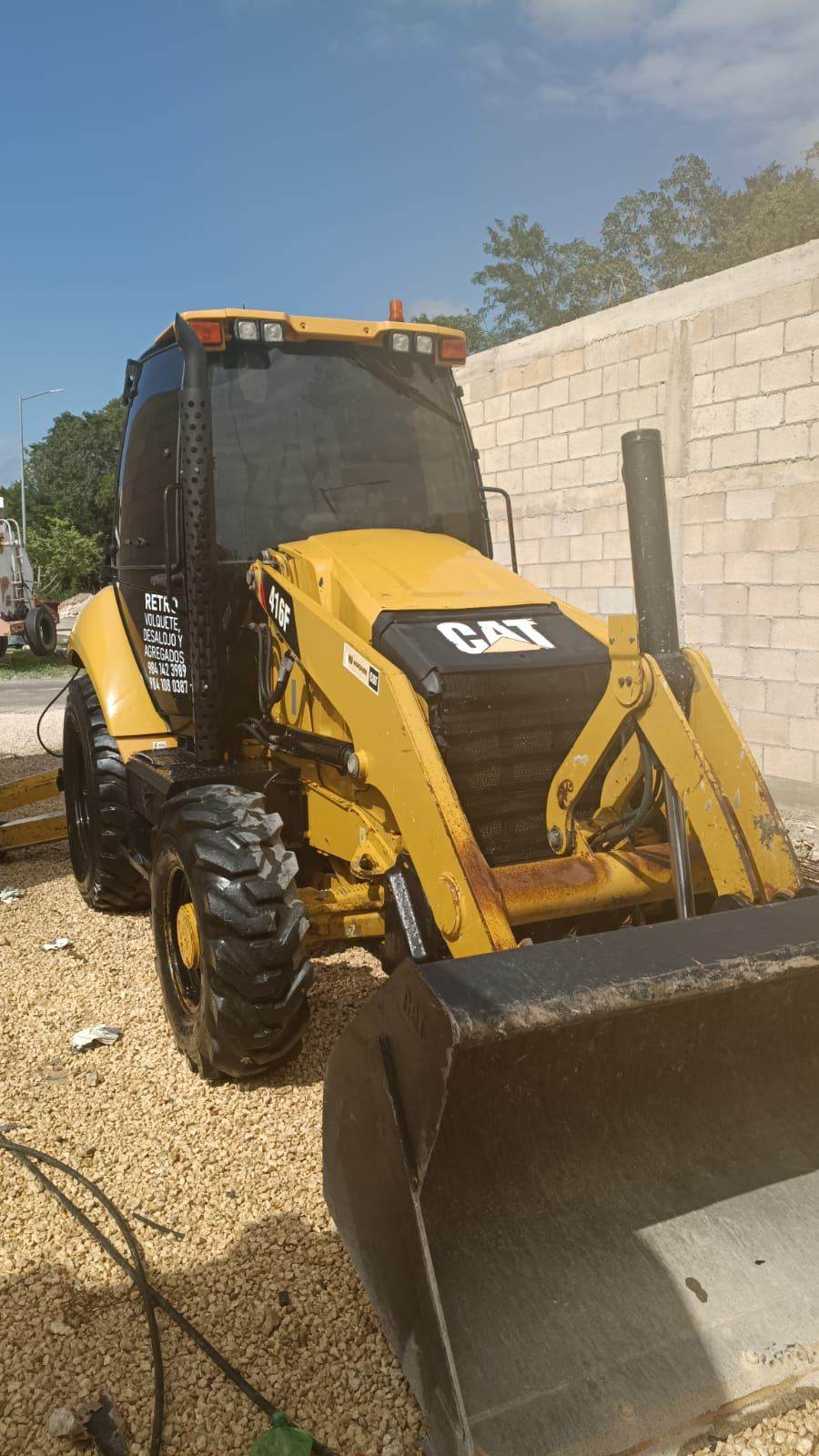 CAT backhoe loader — Zamaji